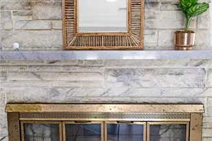 437 NE 107th St, Miami, FL 33161 - Photo 9