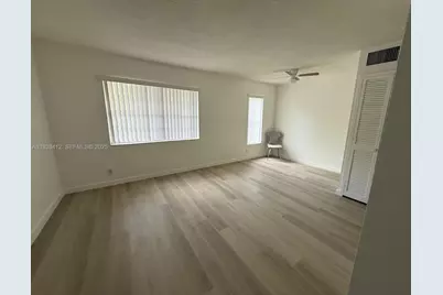 251 172nd St #117, Sunny Isles Beach, FL 33160 - Photo 1