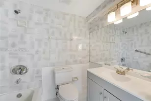 777 SW 9th Ave, Miami, FL 33130 - Photo 9