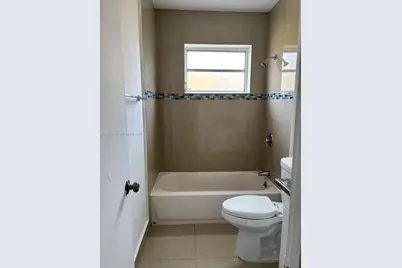 1821 NE 168th St #C4, North Miami Beach, FL 33162 - Photo 3