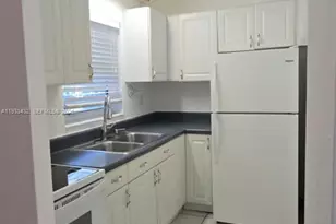 1001 SE 16th St, Fort Lauderdale, FL 33316 - Photo 3