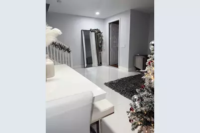 10598 W 33rd Ct, Hialeah, FL 33018 - Photo 13