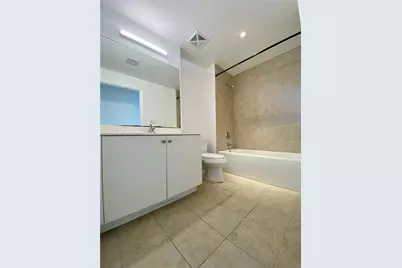 111 E Flagler St #510, Miami, FL 33131 - Photo 17