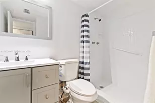 7605 NW 5th Pl, Margate, FL 33063 - Photo 7