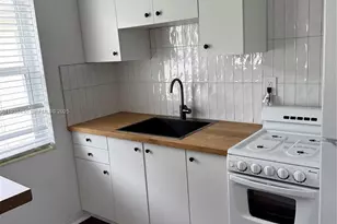 725 NE 91st St, Miami Shores, FL 33138 - Photo 5