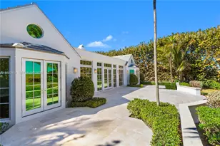 43 N Beach Rd, Jupiter Island, FL 33455 - Photo 53