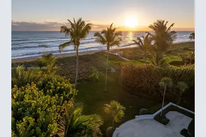 43 N Beach Rd, Jupiter Island, FL 33455 - Photo 97