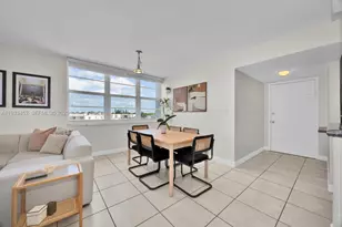 2016 Bay Dr, Miami Beach, FL 33141 - Photo 9