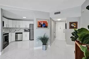 2750 NE 183rd St, Aventura, FL 33160 - Photo 11