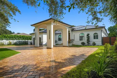 7780 SW 110th St, Pinecrest, FL 33156 - Photo 1