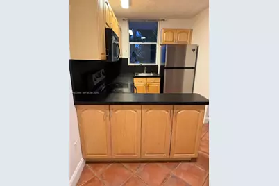 1801 S Treasure Dr #320, North Bay Village, FL 33141 - Photo 7