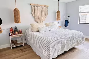 223 Lakeview Dr, Weston, FL 33326 - Photo 21