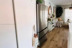 223 Lakeview Dr, Weston, FL 33326 - Photo 3