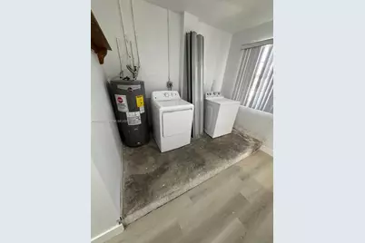 8754 NW 149th Ter, Miami Lakes, FL 33018 - Photo 35