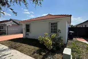 8754 NW 149th Terrace, Miami Lakes, FL 33018 - Photo 5