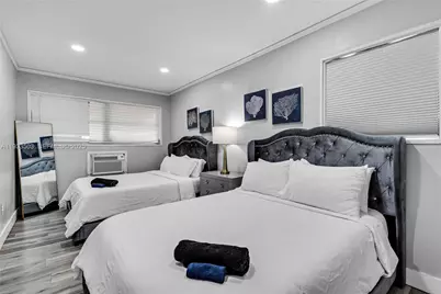 427 NE 107th St #1, Miami, FL 33161 - Photo 25