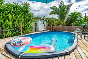 427 NE 107th St, Miami, FL 33161 - Photo 9