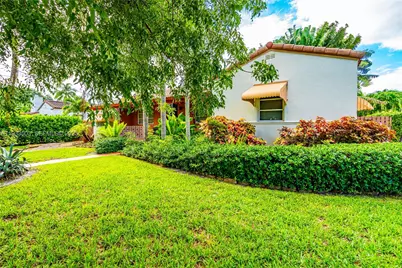 427 NE 107th St #1, Miami, FL 33161 - Photo 5