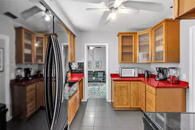 427 NE 107th St #1, Miami, FL 33161 - Photo 19