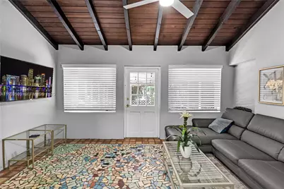 427 NE 107th St #1, Miami, FL 33161 - Photo 15