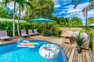 427 NE 107th St, Miami, FL 33161 - Photo 7