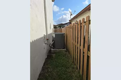 634 SE 37 Ave, Homestead, FL 33033 - Photo 31