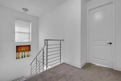 3332 W 95th Ter, Hialeah, FL 33018 - Photo 29