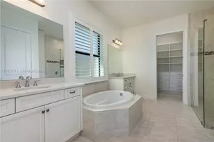 11170 NW 82nd Pl, Parkland, FL 33076 - Photo 17