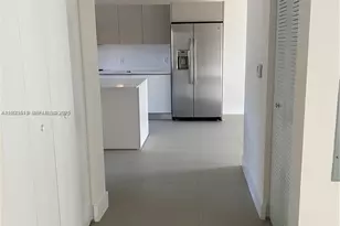 2535 NE 193rd St, Miami, FL 33180 - Photo 9