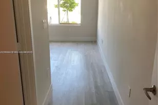 2535 NE 193rd St, Miami, FL 33180 - Photo 15