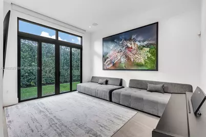 8271 SW 67th St, Miami, FL 33143 - Photo 43