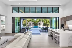 8271 SW 67th St, Miami, FL 33143 - Photo 35