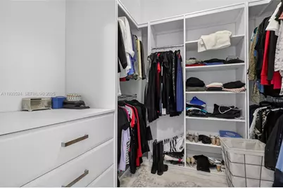 4100 Island Blvd #1403, Aventura, FL 33160 - Photo 21