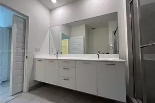 8301 NW 41st St, Doral, FL 33166 - Photo 19