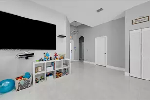 5460 SW 129th Ave, Miramar, FL 33027 - Photo 3