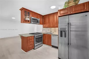 3265 Virginia St, Miami, FL 33133 - Photo 5