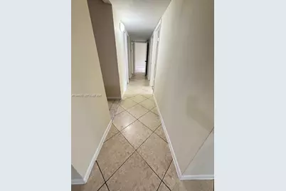 10773 Cleary Blvd #201, Plantation, FL 33324 - Photo 17