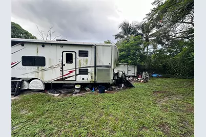 1511 SW 28th Way, Fort Lauderdale, FL 33312 - Photo 11