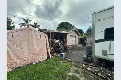 1511 SW 28th Way, Fort Lauderdale, FL 33312 - Photo 39