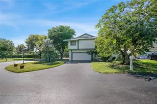 8531 Franjo Rd, Cutler Bay, FL 33189 - Photo 3
