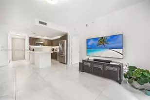 488 NE 18th St, Miami, FL 33132 - Photo 5