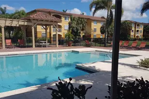 150 NW 96th Ave, Pembroke Pines, FL 33024 - Photo 11