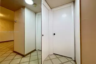 160 SW 30th Ave, Miami, FL 33135 - Photo 9