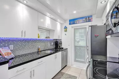 2600 Diana Dr #110, Hallandale Beach, FL 33009 - Photo 35