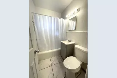 1321 NW 28th St, Miami, FL 33142 - Photo 15