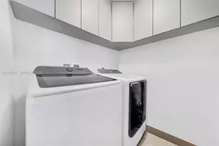 999 SW 1st Ave, Miami, FL 33130 - Photo 15