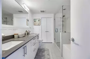 999 SW 1st Ave, Miami, FL 33130 - Photo 11