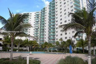 3901 S Ocean Dr, Hollywood, FL 33019 - Photo 9