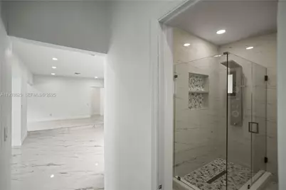 1445 NE 147th St, Miami, FL 33161 - Photo 23