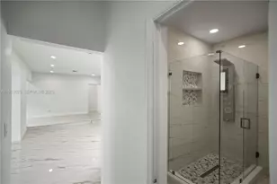 1445 NE 147th St, Miami, FL 33161 - Photo 23